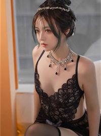 Crazy Cat ss. - Black dress with hair(19)